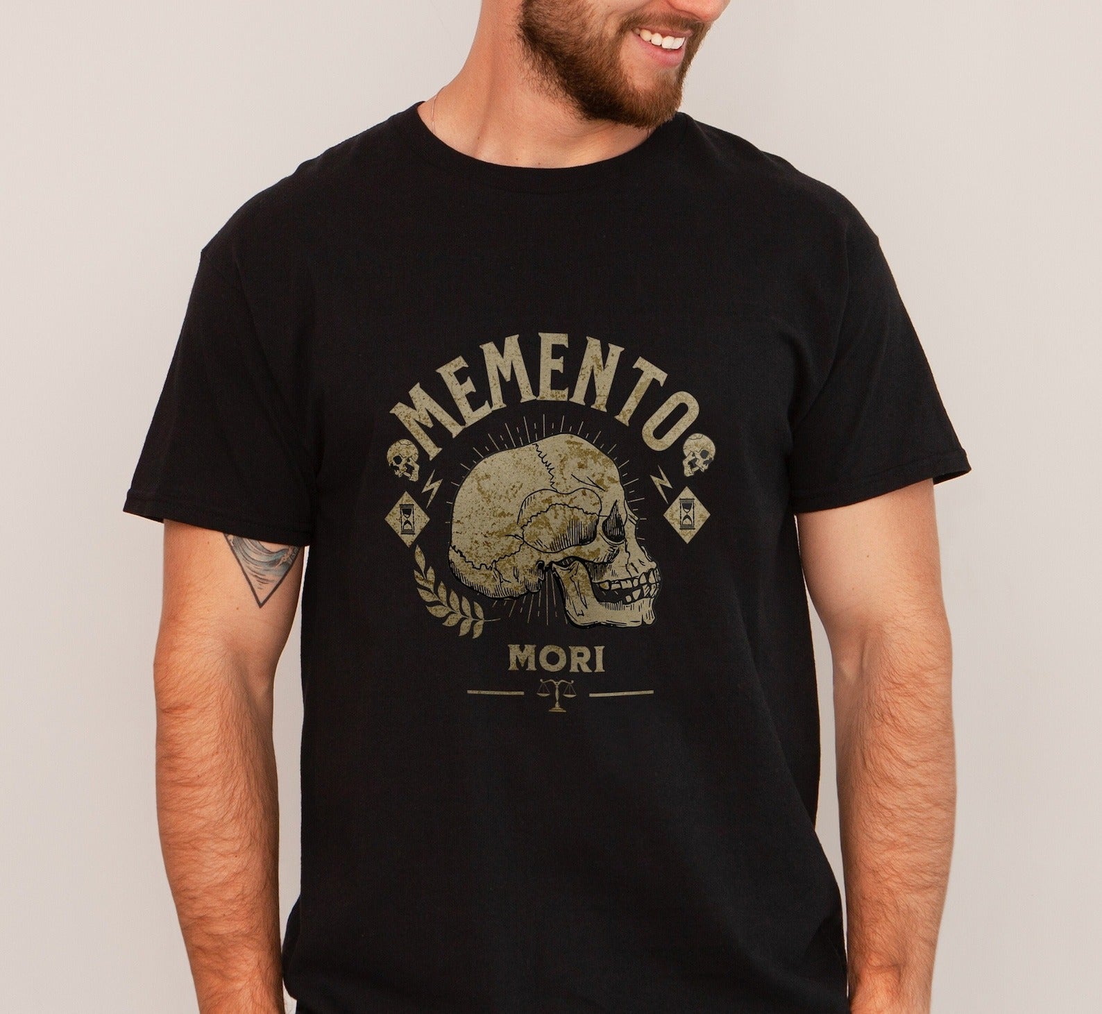 Memento Mori T-Shirt - Symbolic Reflections of Life's Transience - My Store